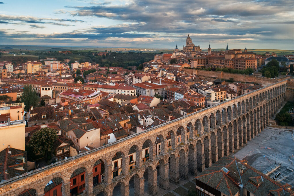 Vista di Segovia e dell'acquedotto romano