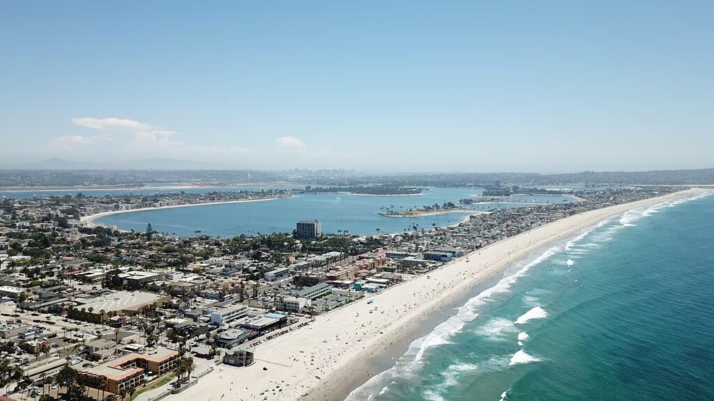 San Diego veduta aerea della spiaggia e della città